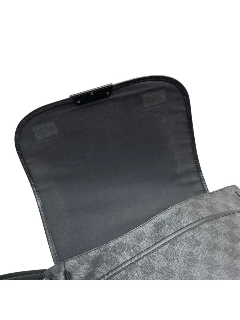 Louis Vuitton Damier Graphite Daniel MM Shoulder